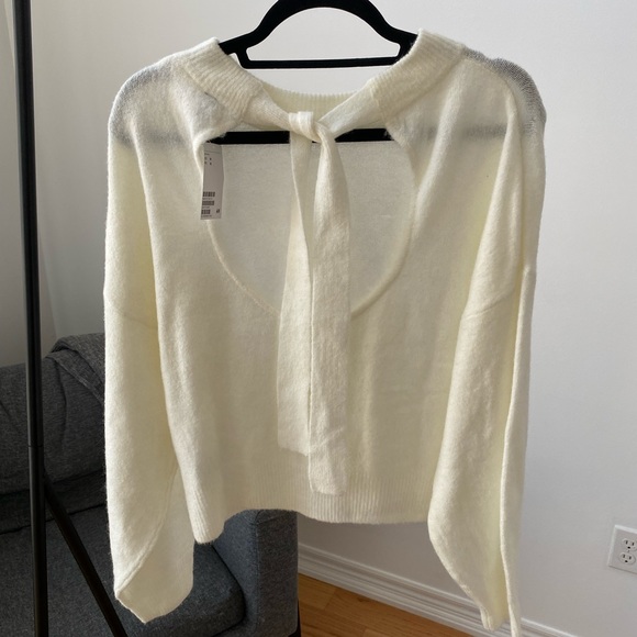 White Sweater - Picture 2 of 2